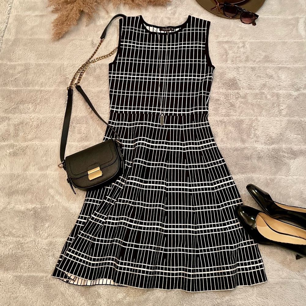 ✴️50% off - Femme Knit Dress